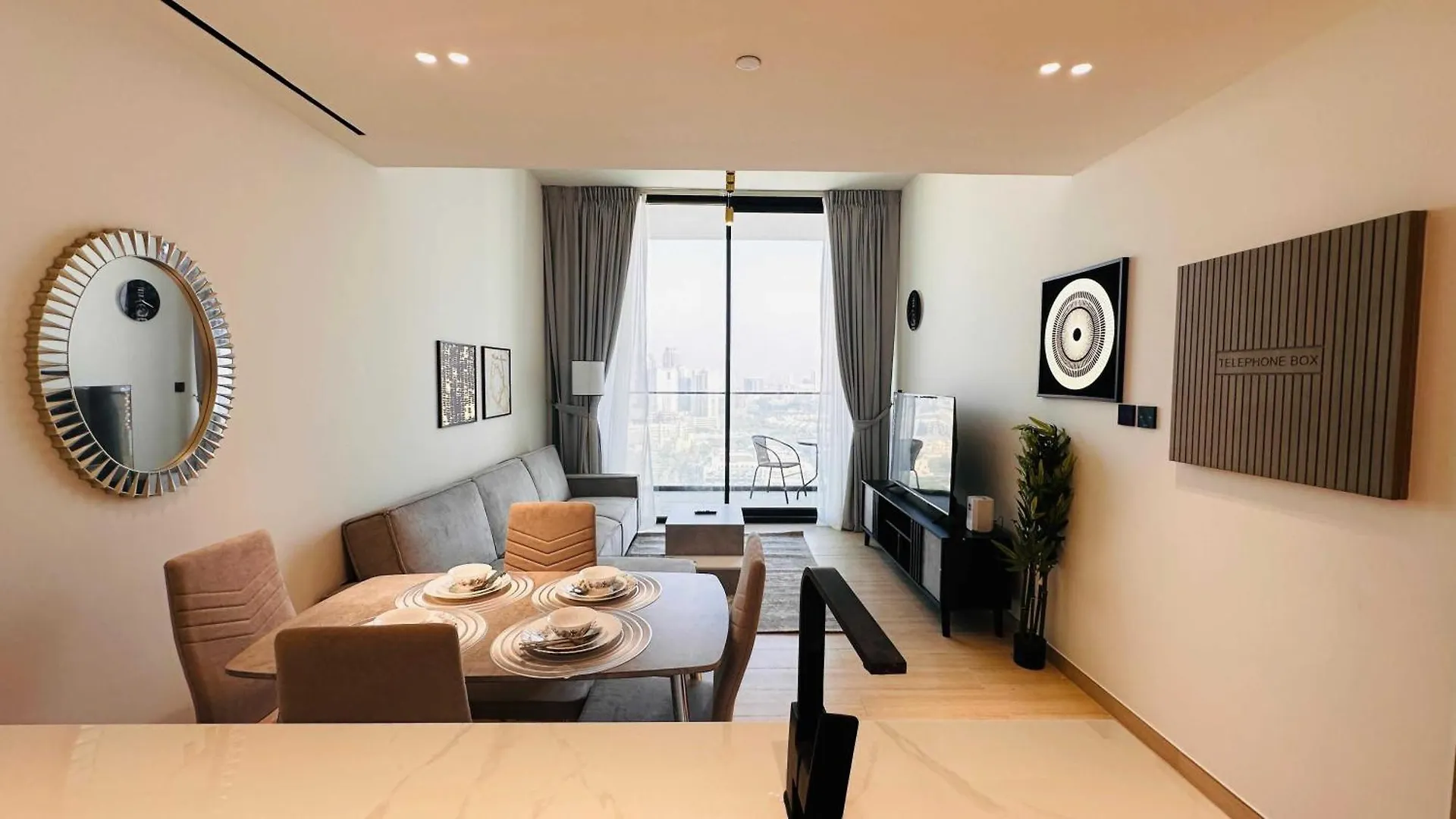 Oyo Home 1387 Premium 1Bedroom Apartment Dubai United Arab Emirates