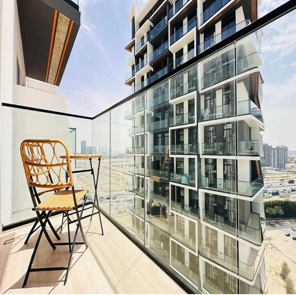Oyo Home 1387 Premium 1Bedroom Apartment Dubai